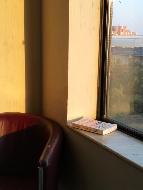 How to Create a Cozy Reading Corner at Home