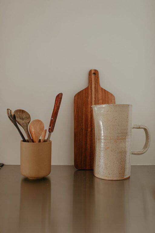 Essential Tools Every Small Kitchen Needs for Efficiency