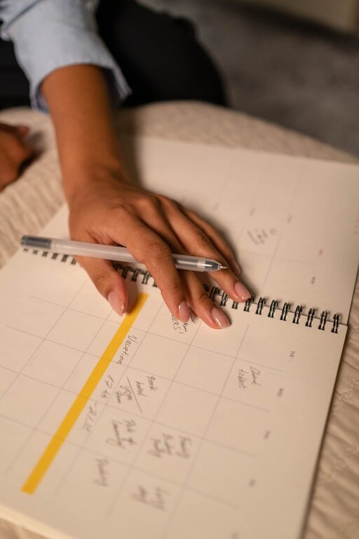 Simple Cleaning Schedule for the Whole Week to Keep Your Home Tidy